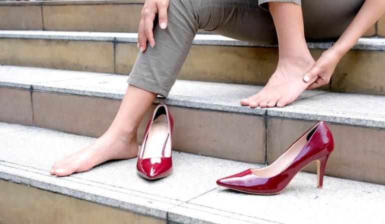 how to stop shoes from digging into your heels