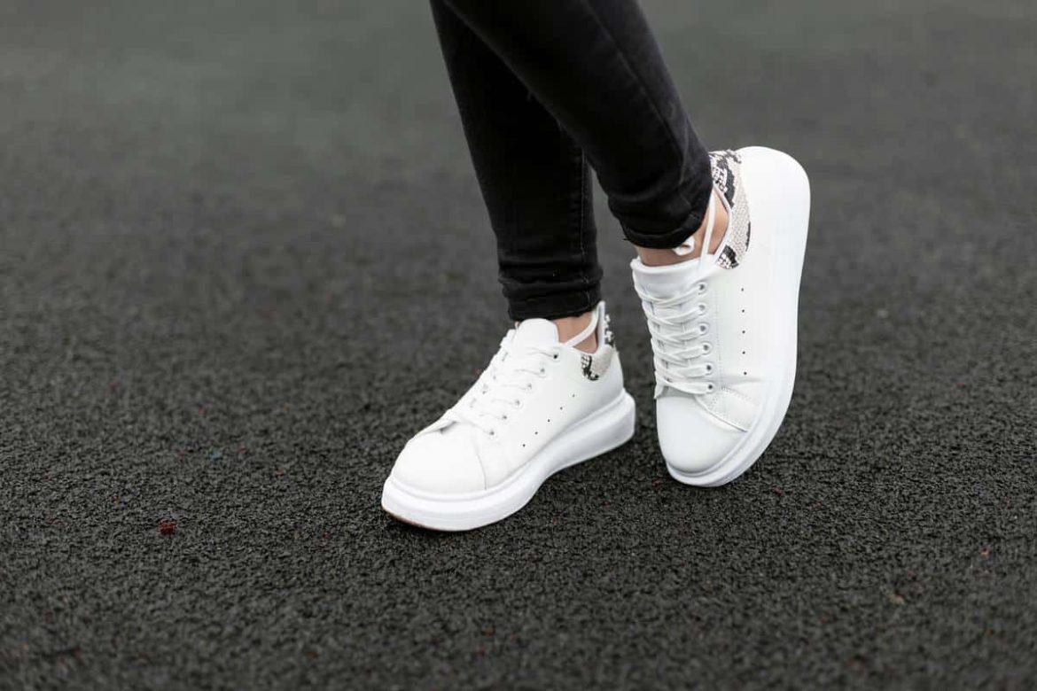 Women’s White Leather Running Shoes That Are Elegant In 2022