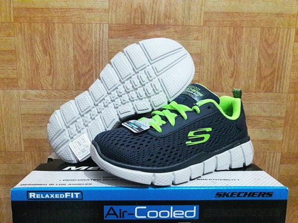 skechers casual shoes