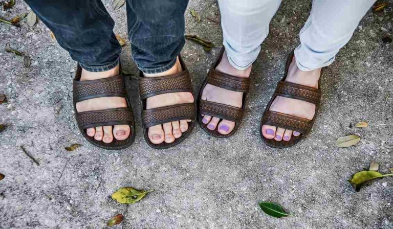 Best leather sandals buying