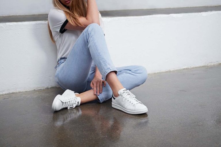 women’s perennial sneakers