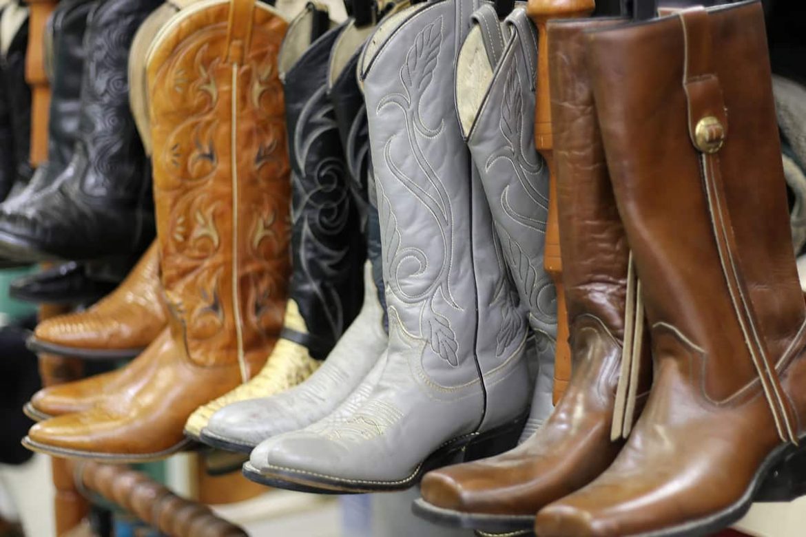 Very Popular Cowboy Boots Brands That Amaze You a Lot