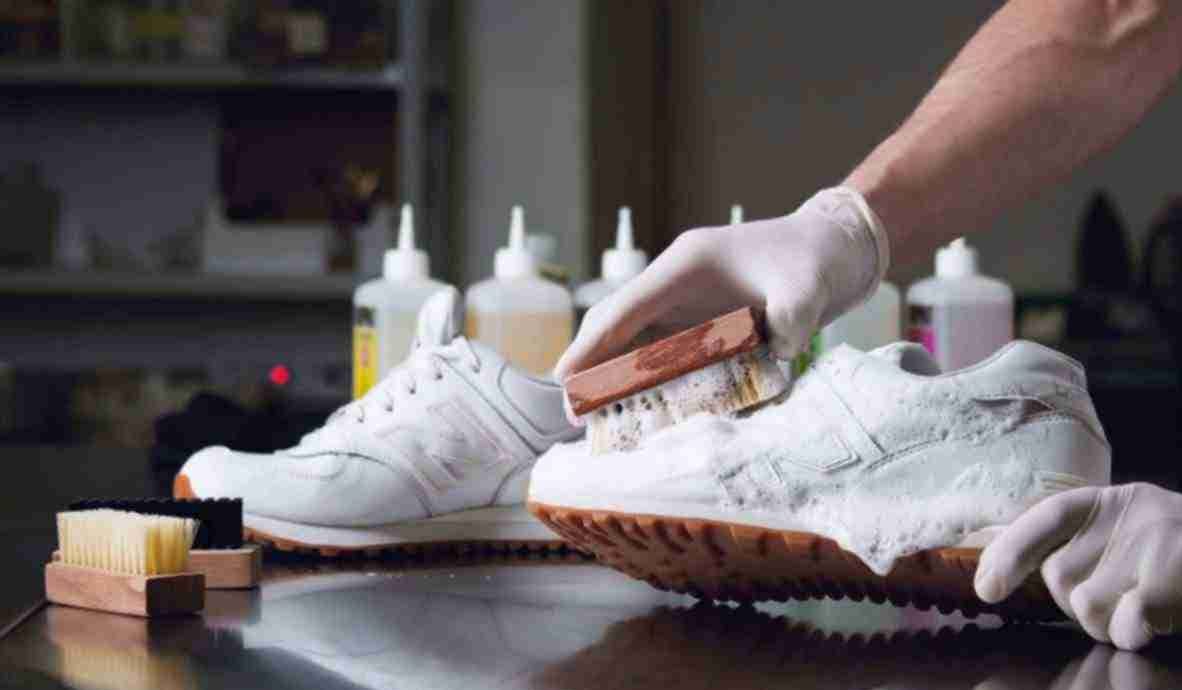  How To Clean White Leather Shoes with Bleach 