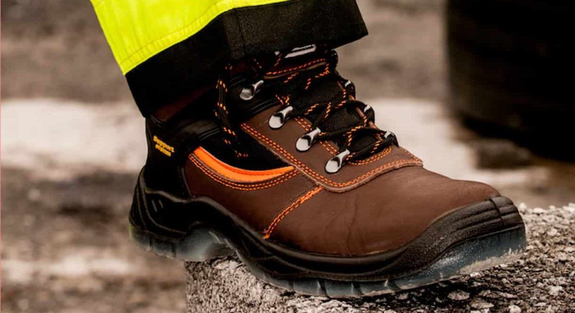 Best Lightweight And Comfortable Safety Shoes