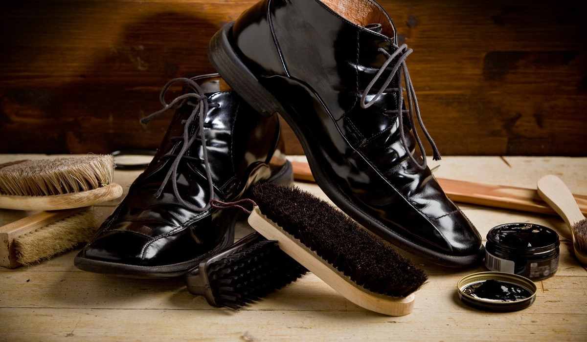  Selling black leather shoes in uk canada dubai + india 