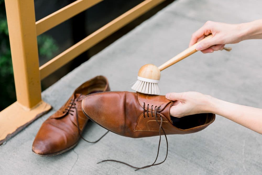  how to soften leather shoes with olive oil 