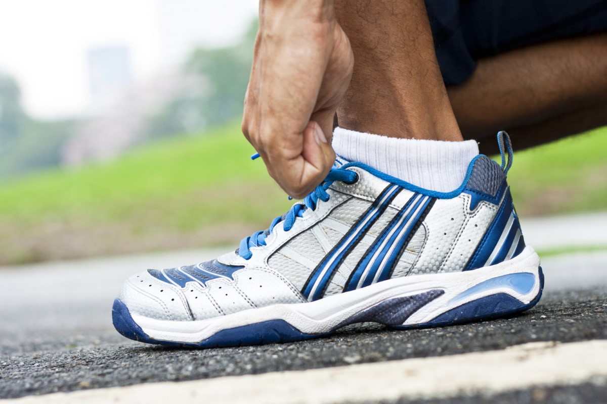  Buy The Best Types of Sports shoes At a Cheap Price 